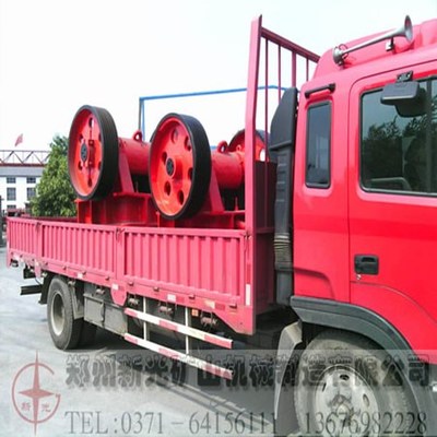 鞏義破碎機(jī)廠家 新光機(jī)械顎式破碎機(jī)高清細(xì)節(jié)解析